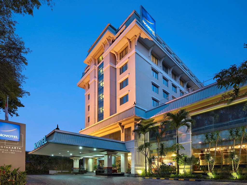 Kimaya Sudirman Yogyakarta By Harris Eksteriør billede